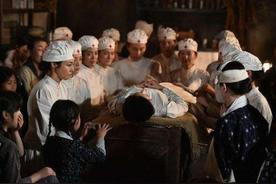 红十字:女人们的入伍通知单在线在线观看-杰拉尔德影视