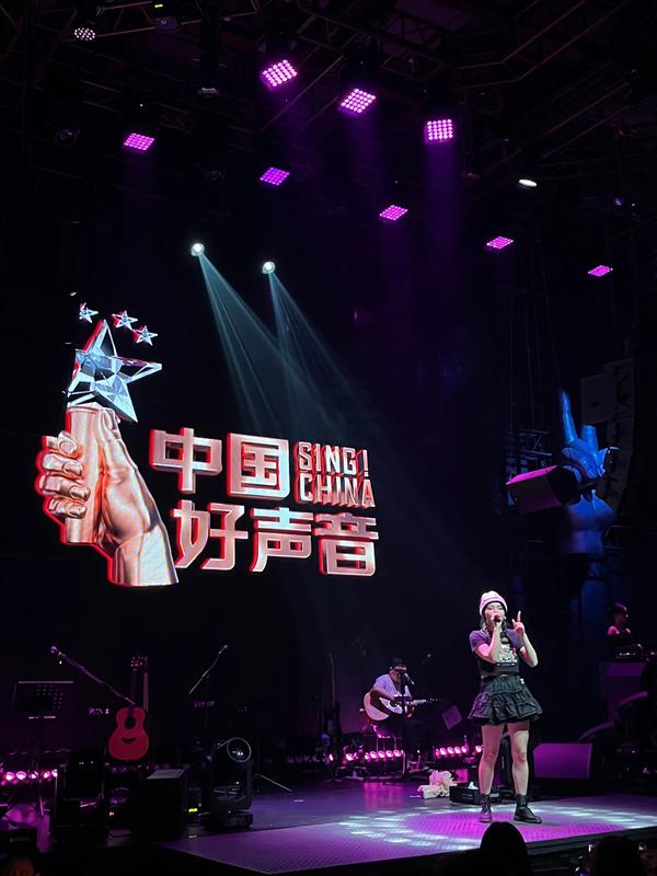 livehouse能合影吗(看livehouse怎么拍照)