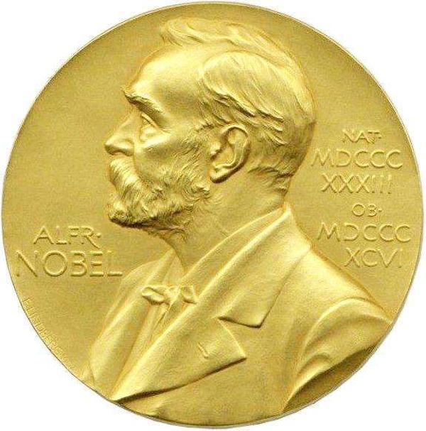 关于月好听的id（关于月好听的id伤感）