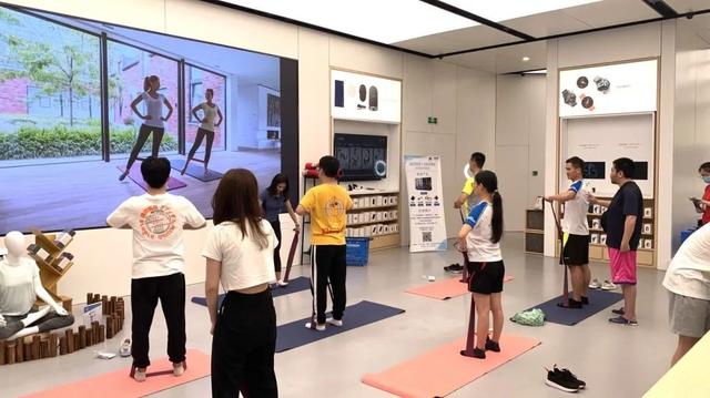 7月18日 福建首家华为授权体验店Plus（福州东街口）盛大开业