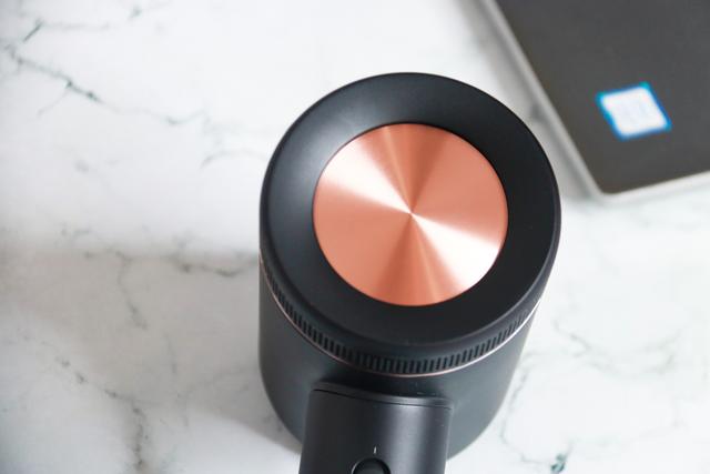 小适高速电吹风上手体验，让头发感受万般呵护