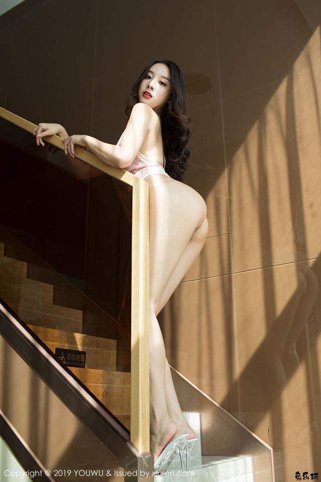 【尤物馆YOUWU】Vol.164 筱慧 紧身牛仔裤-美臀诱惑