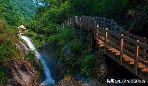 集生态观光、休闲度假、餐饮、娱乐、等为一体的岳西县龙门大峡谷