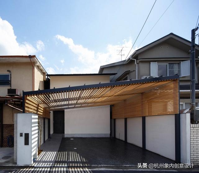 住宅设计 | 位于日本东京的住宅，长在室内的庭院