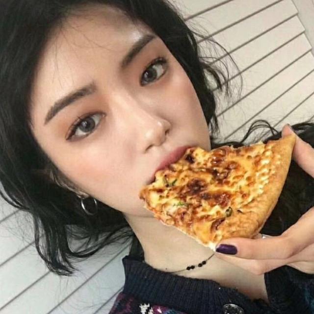 【冷酷女頭】可愛頭像，頭像女，女生頭像無水印，點贊抱走魔方甜