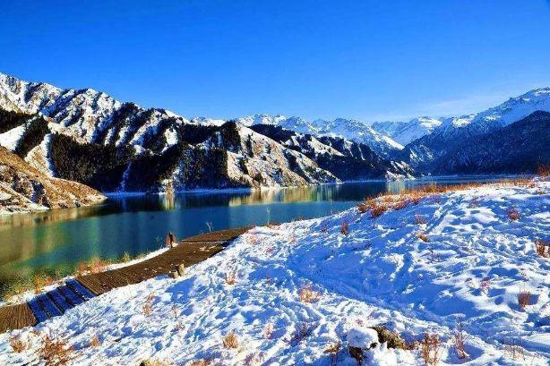 不信？冬季新疆旅行最美目的地，这几条自驾游路线任你选