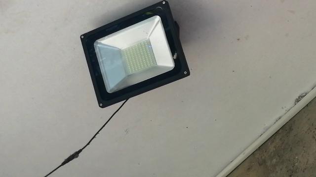 太阳能灯不亮怎么办光伏发电灯不亮怎么办