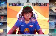 LOL：Doinb完美节奏FPX全员分奴，当SN五人面强拆基地