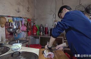 Old boy spends red-letter day of the Beginning of 