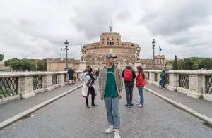 Italian journey makes stronghold of angel blocking emperor