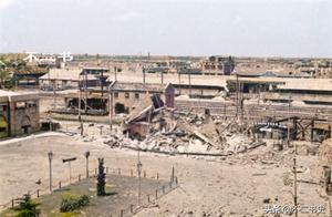 Chromatically old photograph: Station of north of Shanghai of bomb of the Japanese army in Song Shan
