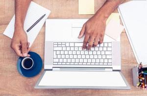 Feline be bored with, blood red 