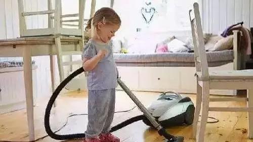 老年人拉裤子是怎么回事