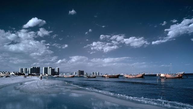 5個帶"城"字的城市和3個以人名命名的路名和有地名的詩