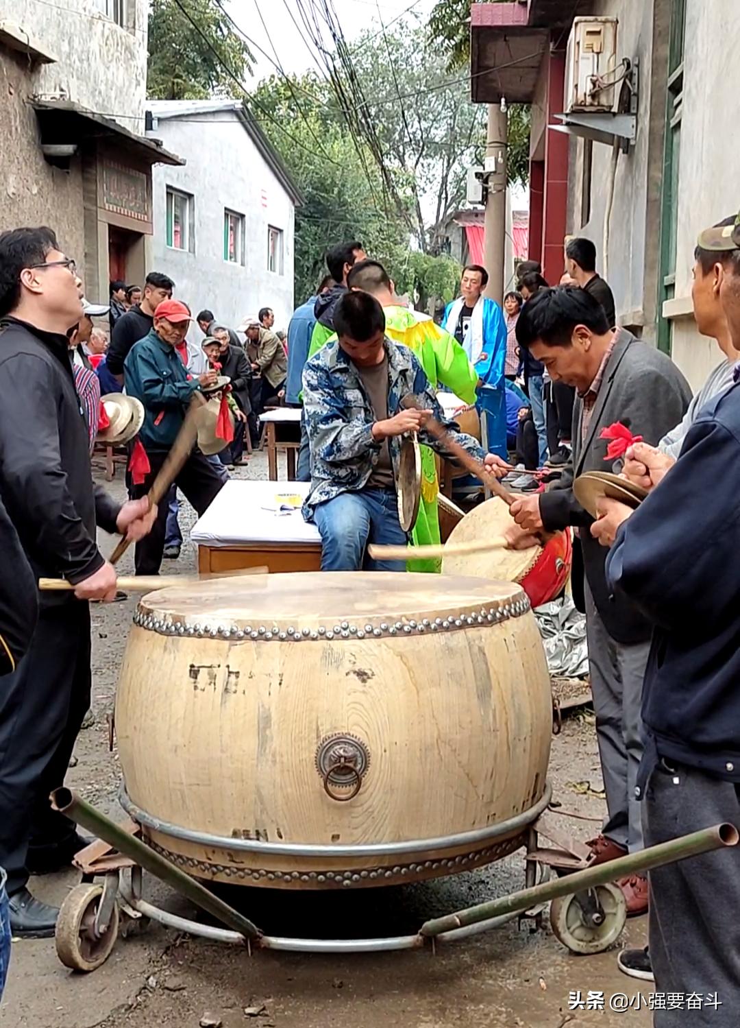 农村葬礼的乐队怎么样?