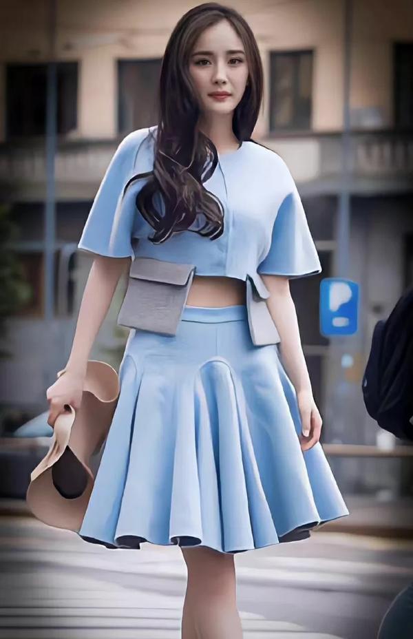 杨幂qq(杨幂qq号真实的qq号2020)-兴源手游网