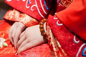 平均初婚年龄28.67岁，中国人为啥结婚越来越晚？