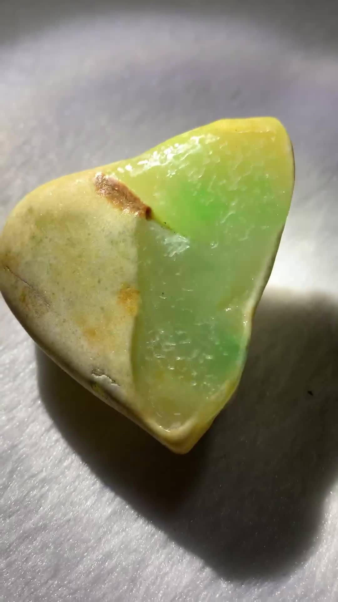 精品大马坎水石黄加绿,油油润润,清清爽爽