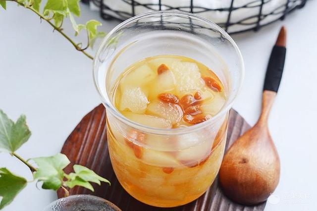 冰糖雪梨什么时候放冰糖冰糖炖雪梨煮几分钟