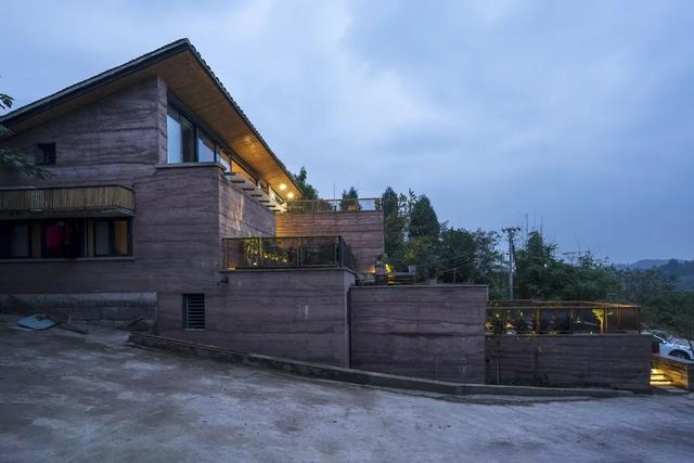 那些设计师们为父母设计的房子