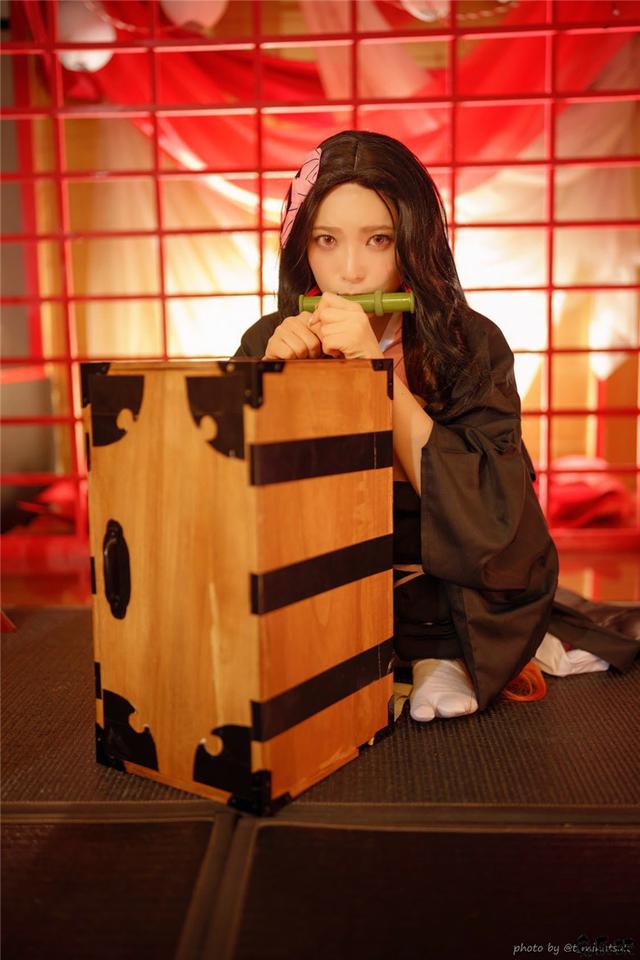 暗黑战士跨界而来！波多野结衣·上原亚衣·佳苗琉花cosplay鬼灭之刃！