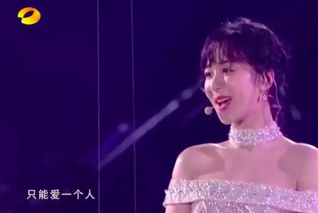 跨年晚会亮点很多，但杨幂版《野狼disco》是真辣眼…