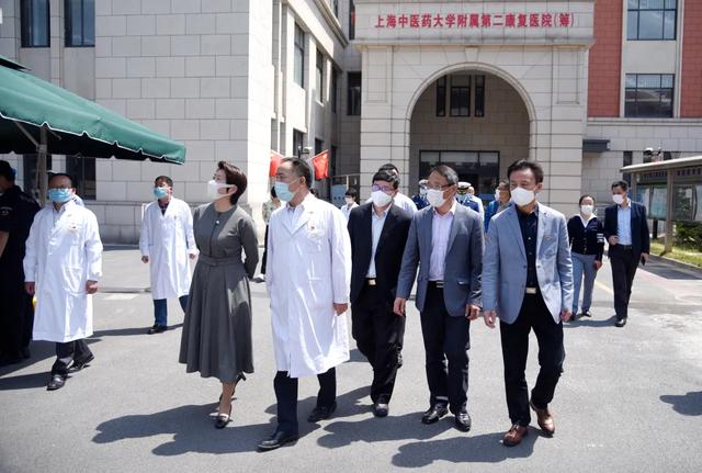 上海宝山区区领导来上海二康医院开展消防安全视察工作