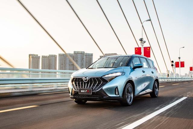 二胎家庭专属MPV！海马汽车新品7X携手村长李锐前来报到！