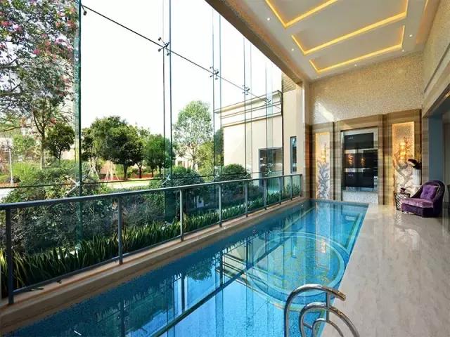 看看就好!10个自带豪华泳池的大平层,送给我我也交不起水费