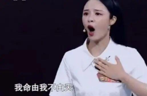 唱这么烂都能被捧上天，这期《唱作人》是闹着玩呢？