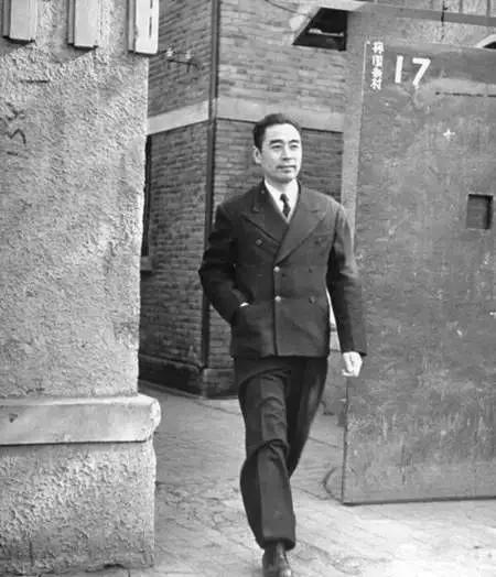 这60张“禁止外泄”的老照片,惊艳了历史,温暖了岁月(组图) 这60张“禁止外泄”的老照片,惊艳了历史,温暖了岁月(组图)