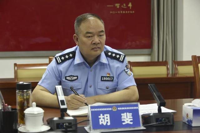 南阳市公安局领导深入邓州市公安局调研督导工作