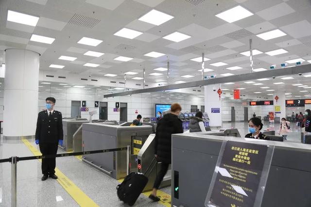 疫情来袭 我们不退 - 国内 - 中华泰山网_泰安新闻门户_taishan