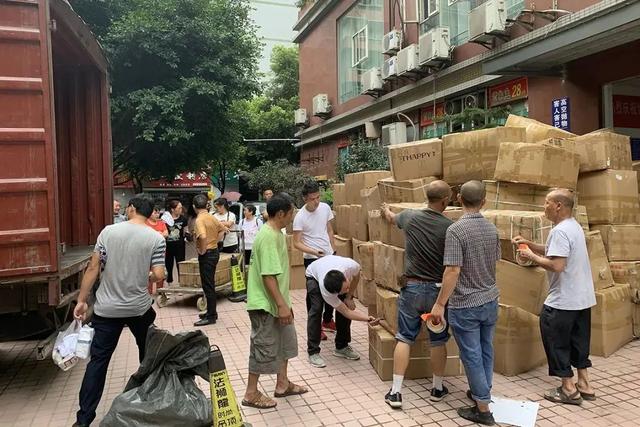 3年狂赚7000万开上保时捷，国内头号假鞋贩子终被抓…