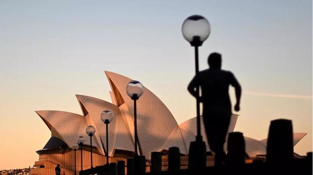 澳大利亚服装企业涉嫌进行新冠病毒非法广告宣传，被罚4万澳元