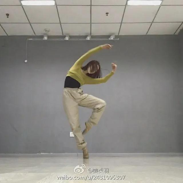 看完这个“神仙姐姐”的炸裂表演，这档综艺我追定了！