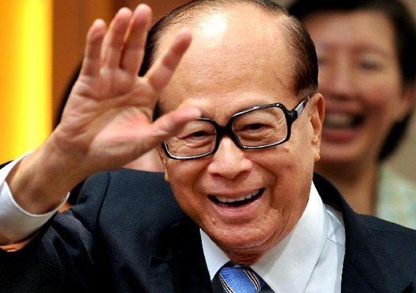 回顾这位华人首富从超人到"奸商"的历史-老河口楼讯