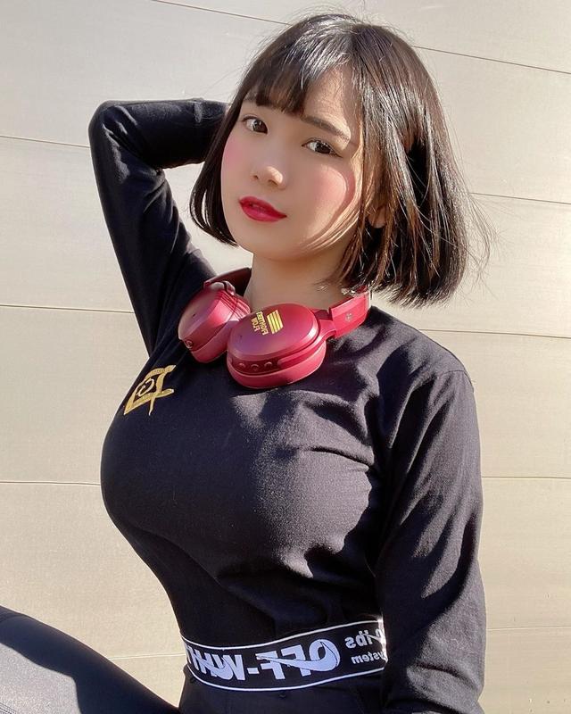 日本人气女DJ沉迷Cosplay，看完写真我当场裂开...