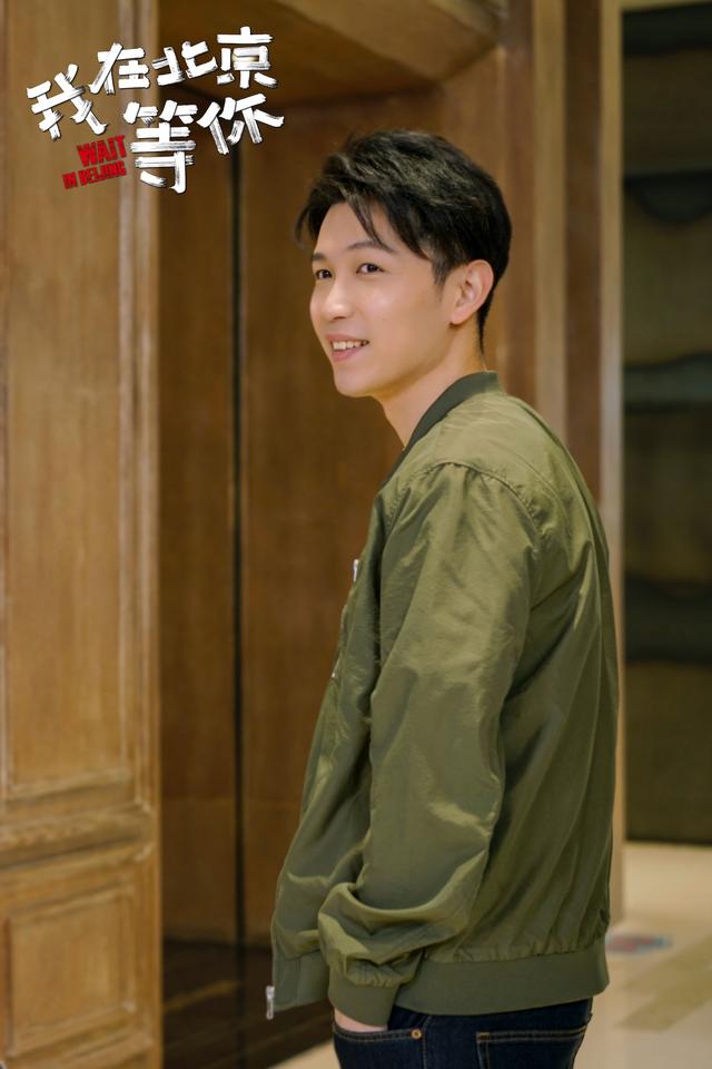 古装现代装来回切换黄烁文"演员是不能放松的职业"据了解,黄烁文在