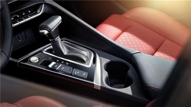  长安PLUS家族又添一名猛将 逸动PLUS或成爆款车型