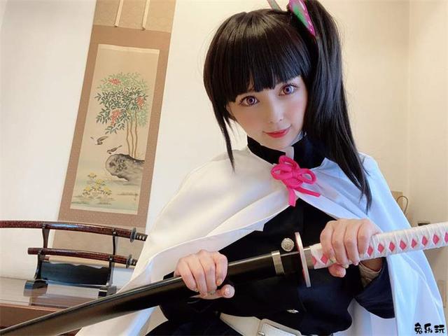 暗黑战士跨界而来！波多野结衣·上原亚衣·佳苗琉花cosplay鬼灭之刃！