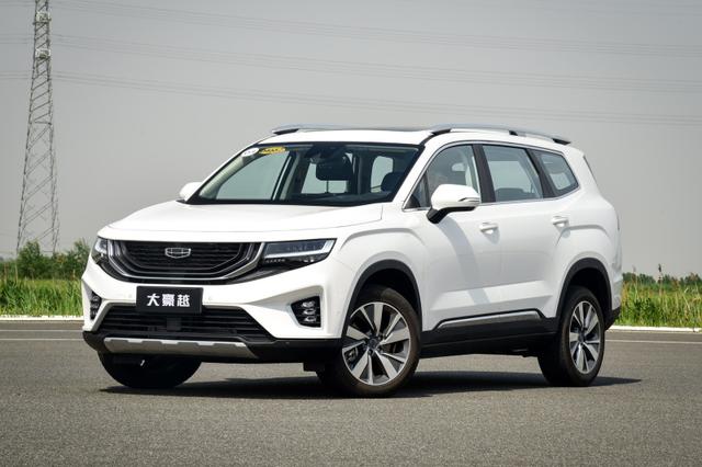浑身写满性价比，十万级中型SUV，吉利豪越是否值得期待？
