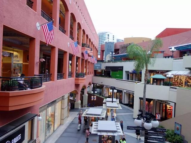 开放式商业街区都市时尚商业新宠