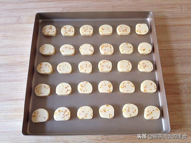 饼干自己做健康无添加，味道清新香甜，做法简单，学会再也不用买