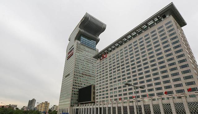 盘古大观龙首,国企成交!单价3.7万