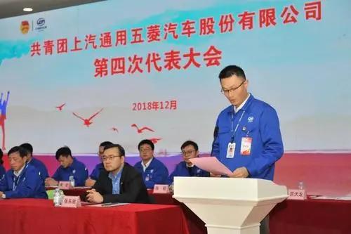 给老丈人买辆五菱摆摊车，现在他天天开出去漂移...