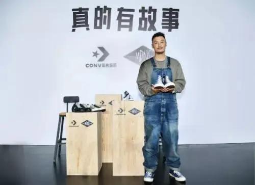 周杰伦被Nike摆了一道，联名出球鞋都不配有署名？