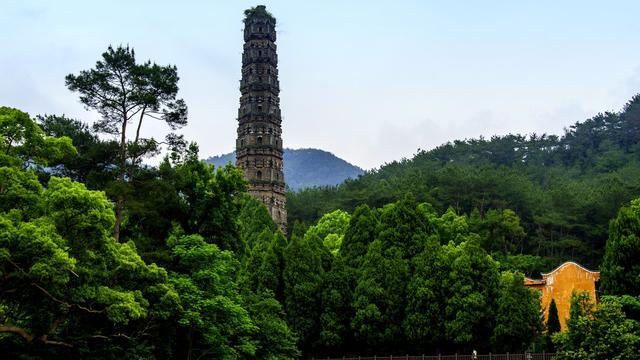 天清地寧相關詩句