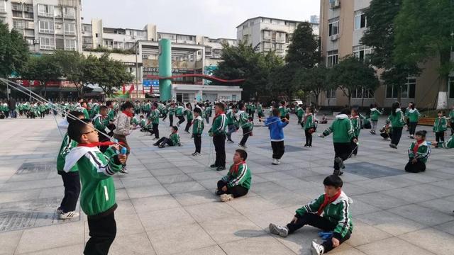 学校举行跳绳比赛作文精选