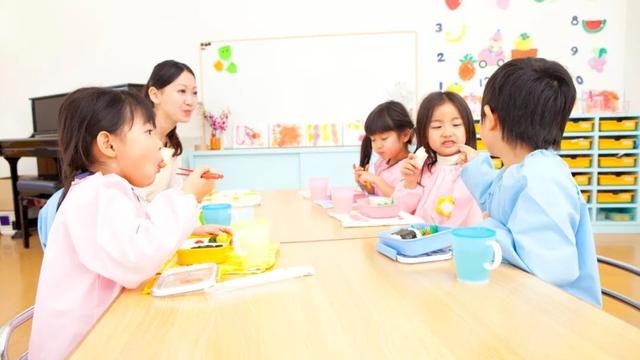 幼儿园保育员个人随笔